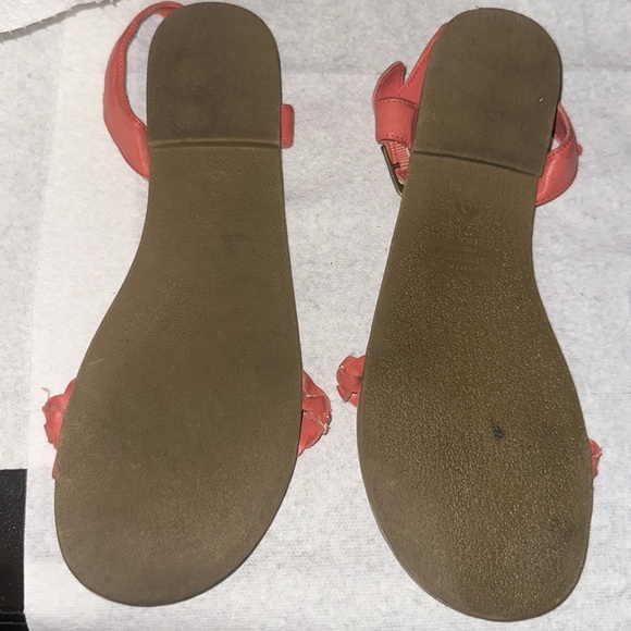 Mossimo Supply Co Pink Sandals, Size 9, Worn Once. - Picture 3 of 4